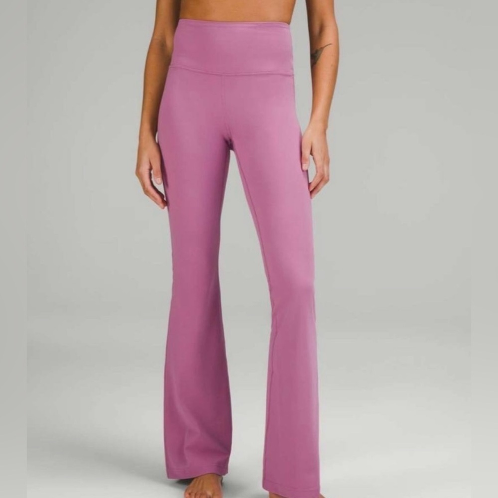 Lululemon Groove Super High Rise Nuru Flared Pants Size 18 in Velvet Dust Color